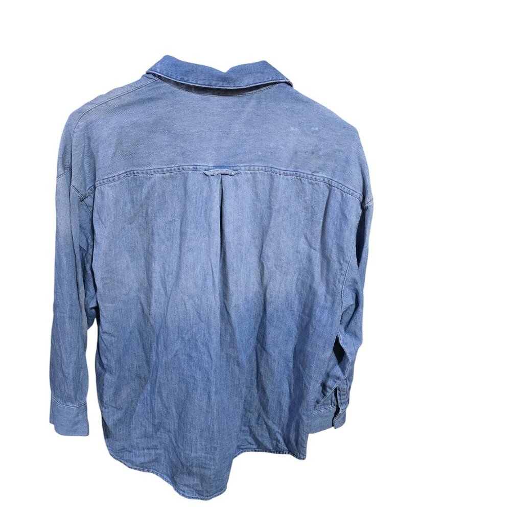 Old Navy Denim Button Down Shirt Size XS Long Sleeve Pocket - Picture 2 of 2